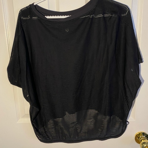 Lululemon top - Picture 2 of 2